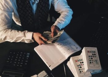 How to Create a Personal Budget (And Why Your Net Worth Matters First)